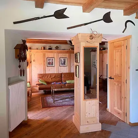Lauretta Chalet *