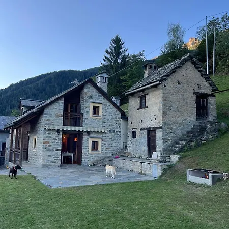 Lauretta Chalet *